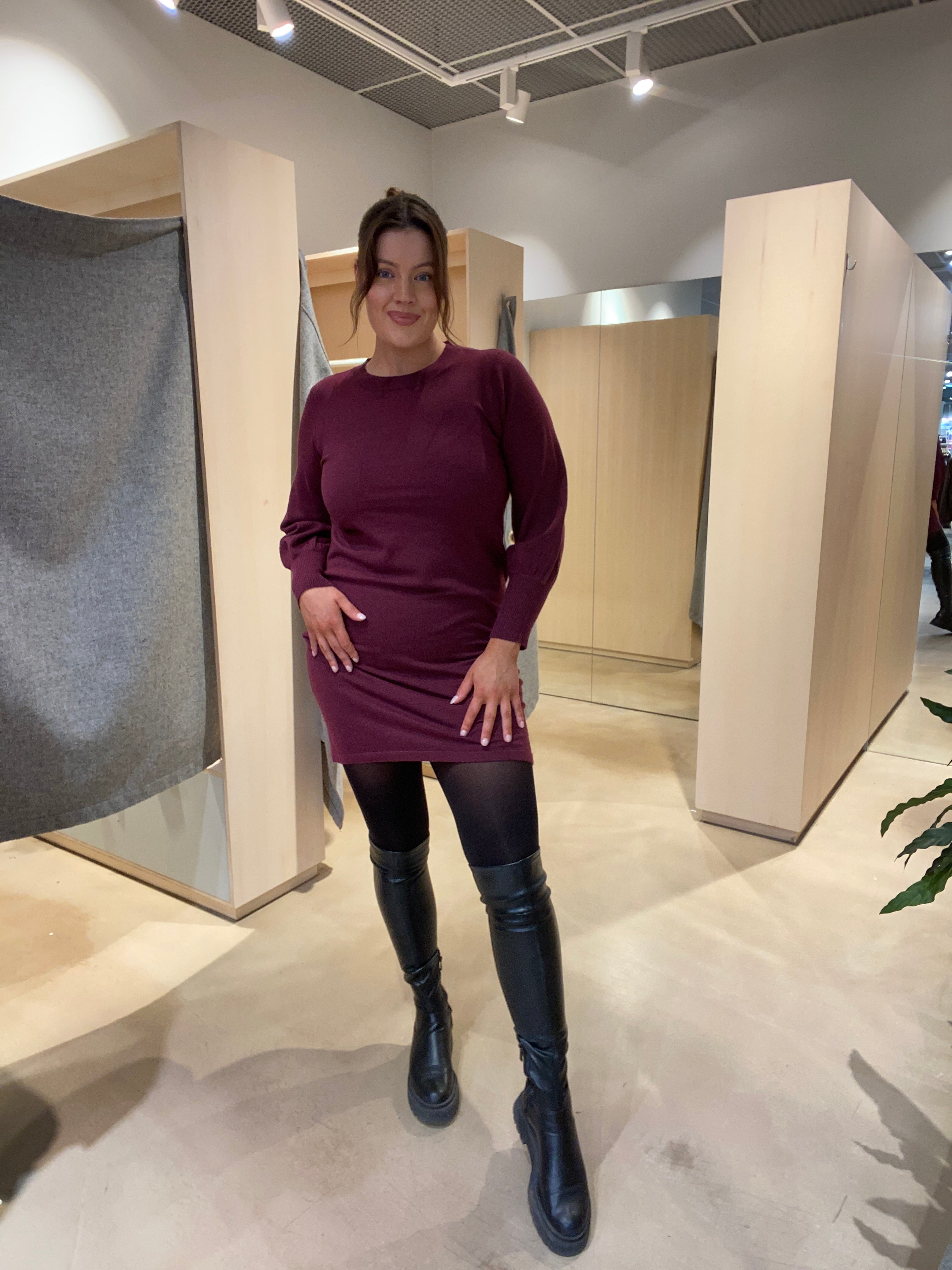 VIKERRY Midi Dress - Fig